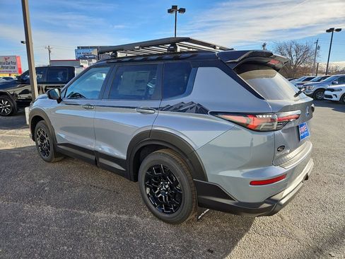 New 2026 Mitsubishi Outlander Trail Edition image 8