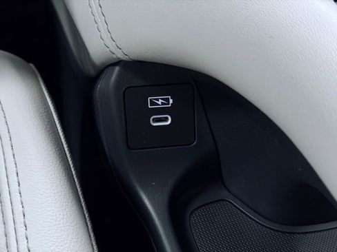 New 2026 Honda HR-V EX-L image 30