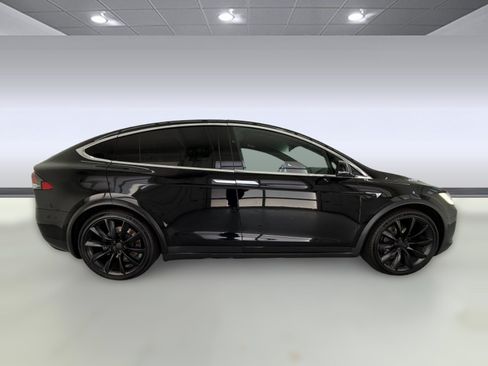 Used 2019 Tesla Model X 75D AWD/4WD image 7