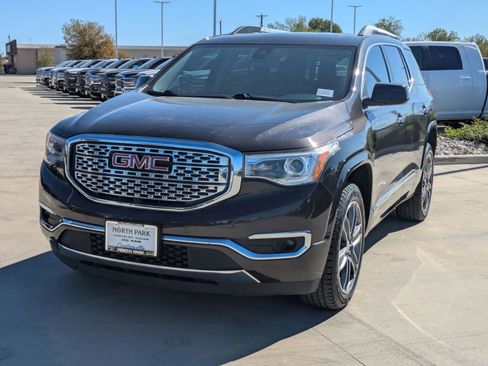 Used 2019 GMC Acadia Denali w/ Technology Package image 7