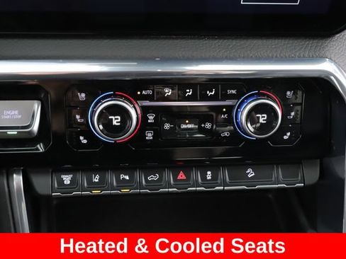 Used 2024 GMC Sierra 2500 Denali w/ Denali Reserve Package AWD/4WD image 4
