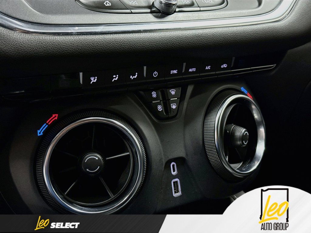 Used 2023 Chevrolet Blazer LT FWD image 16
