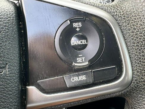 Used 2017 Honda CR-V LX image 19