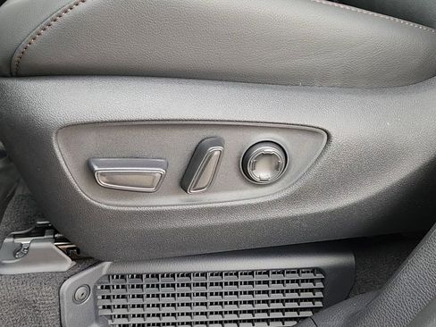 New 2026 Toyota Sienna Limited image 8