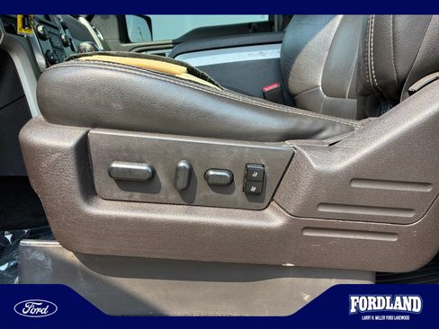 Used 2014 Ford F150 FX4 w/ Equipment Group 402A Luxury AWD/4WD image 14