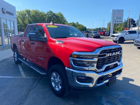 Used 2026 RAM 2500 Big Horn AWD/4WD image 7