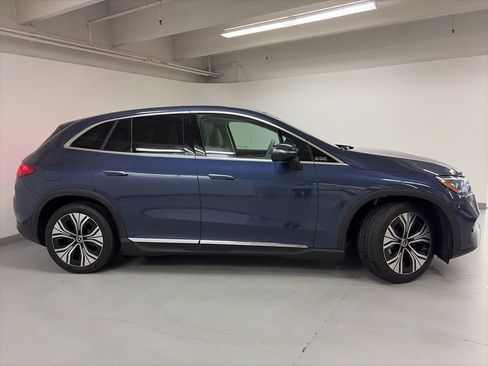 Used 2023 Mercedes-Benz EQE 350+ 4MATIC SUV w/ Exclusive Trim Package image 5