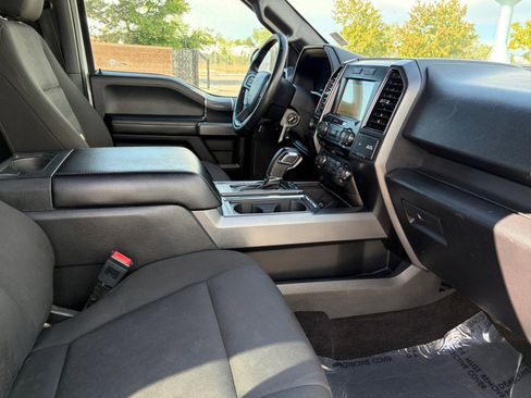 Used 2018 Ford F150 XLT w/ Equipment Group 302A Luxury AWD/4WD image 32