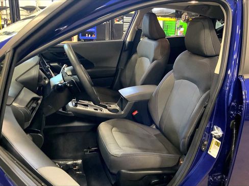 Certified 2024 Subaru Crosstrek 2.0i Premium AWD/4WD image 9