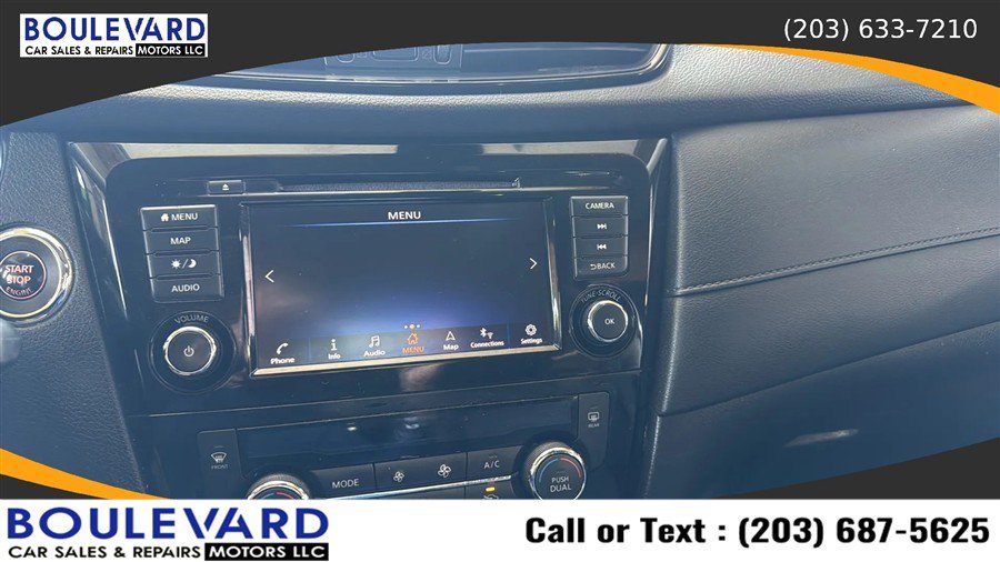 Used 2020 Nissan Rogue SV w/ Sun & Sound Touring Package AWD/4WD image 15