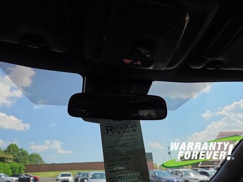 Used 2025 Toyota Corolla SE w/ SE Package FWD image 12