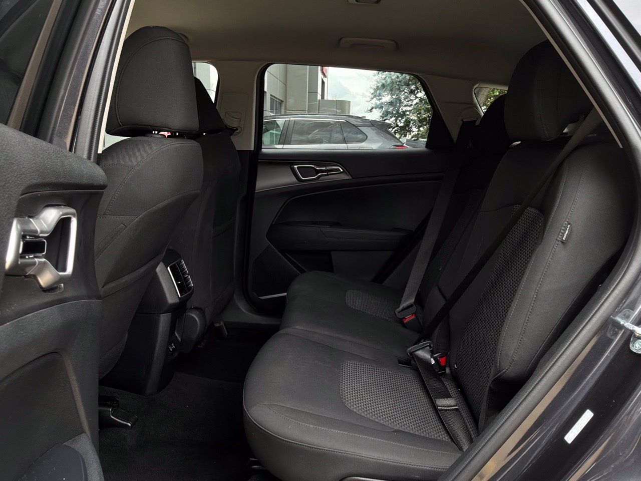 Used 2026 Kia Sportage LX FWD image 11