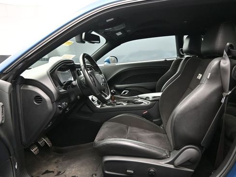 Used 2022 Dodge Challenger R/T Scat Pack w/ T/A Package RWD image 9