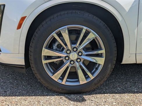 New 2025 Cadillac XT6 Premium Luxury image 28
