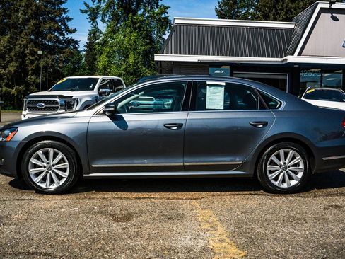 Used 2013 Volkswagen Passat 2.5 SEL Premium FWD image 19