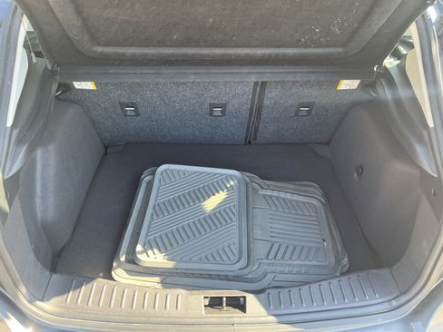 Used 2015 Ford Focus SE w/ Equipment Group 201A FWD image 27