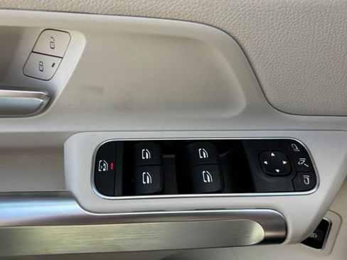 New 2026 Mercedes-Benz GLB 250 4MATIC image 38