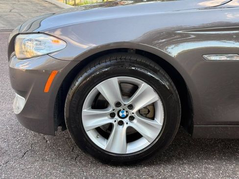 Used 2012 BMW 528i Sedan RWD image 9
