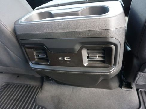 Used 2024 Chevrolet Silverado 2500 LT w/ Convenience Package image 23