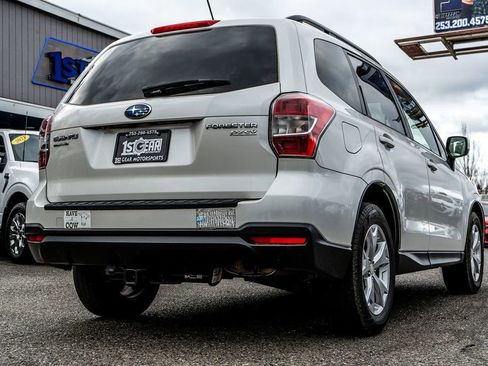 Used 2015 Subaru Forester 2.5i Premium w/ All-Weather Package AWD/4WD image 3