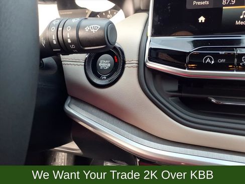 New 2026 Jeep Compass Limited image 13