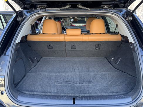 Used 2012 Lexus CT 200h Premium w/ Premium Audio Pkg image 21