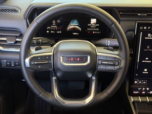 Used 2025 GMC Terrain Elevation w/ Black Edition AWD/4WD image 4