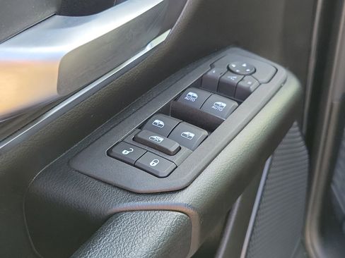 Used 2025 RAM 1500 Big Horn AWD/4WD image 16