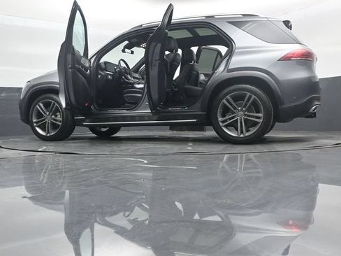 Used 2020 Mercedes-Benz GLE 350 w/ Premium Package image 43