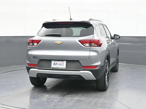 Used 2023 Chevrolet TrailBlazer LT FWD image 12