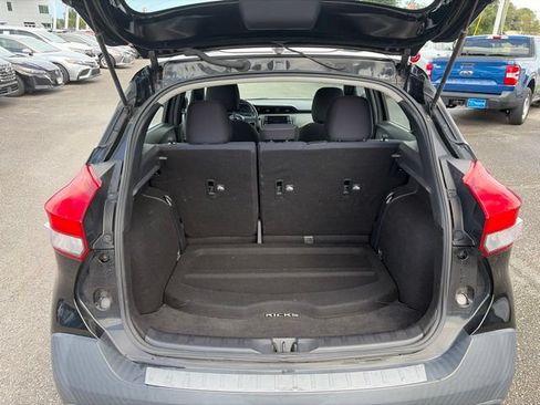 Used 2018 Nissan Kicks SV w/ Exterior Package FWD image 19