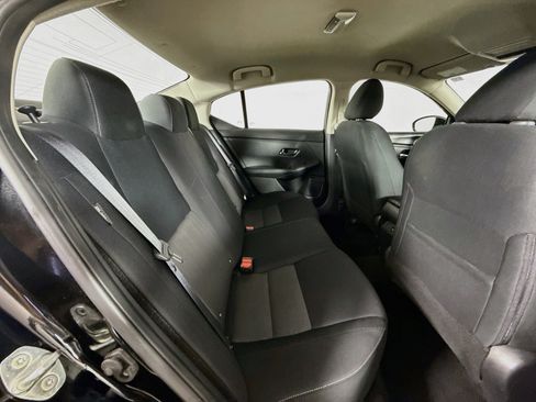 Used 2024 Nissan Sentra SV FWD image 32