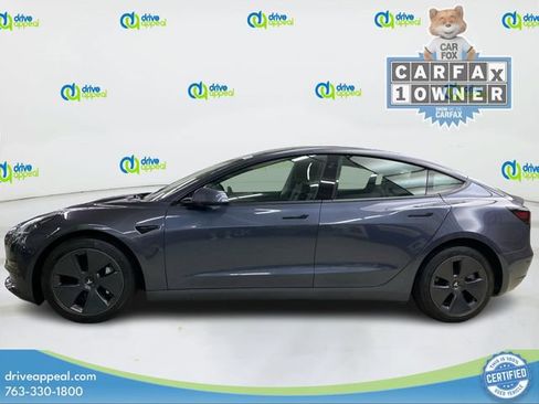 Used 2022 Tesla Model 3 Long Range AWD/4WD image 9