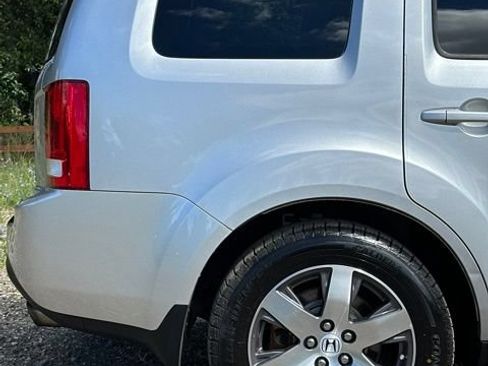 Used 2012 Honda Pilot Touring image 11
