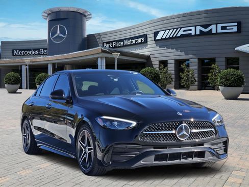 Used 2025 Mercedes-Benz C 300 4MATIC Sedan image 2