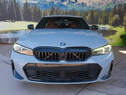 Used 2024 BMW 330i Sedan w/ M Sport Package RWD image 2