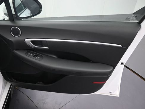 Used 2025 Hyundai Sonata SEL FWD image 20