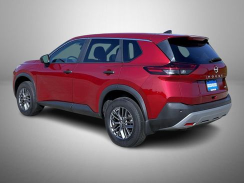 Used 2023 Nissan Rogue S AWD/4WD image 7