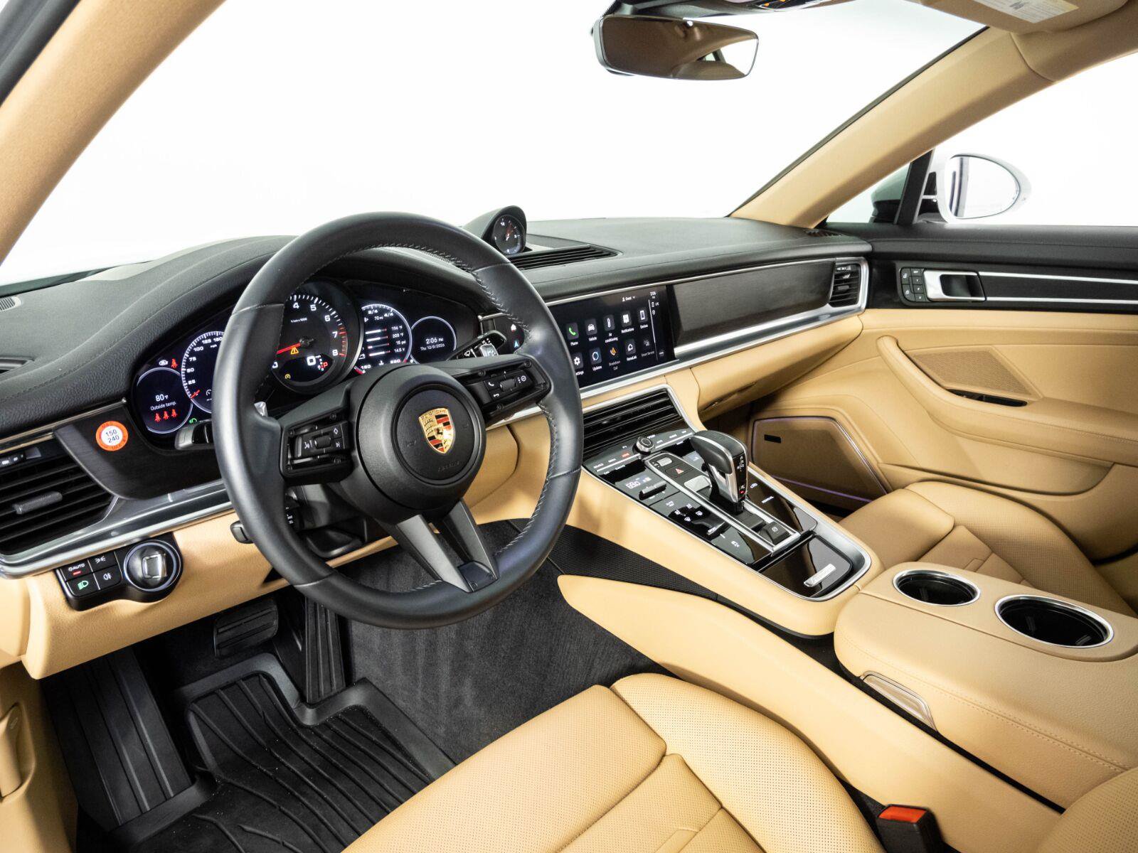 Used 2023 Porsche Panamera Platinum Edition RWD image 4