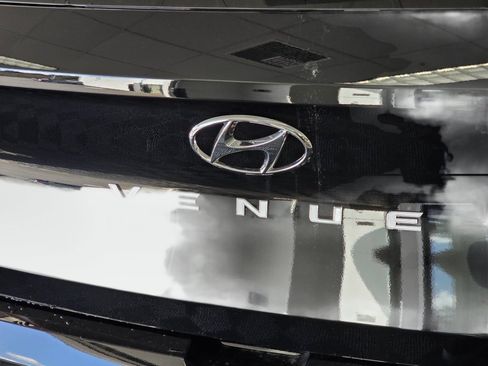 New 2026 Hyundai Venue SEL FWD image 14