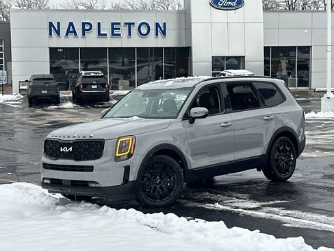 Used 2022 Kia Telluride SX w/ Nightfall Edition Package image 1