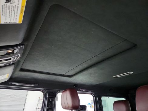 Used 2016 Mercedes-Benz G 63 AMG 4MATIC image 15