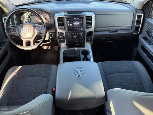 Used 2018 RAM 1500 Big Horn image 12