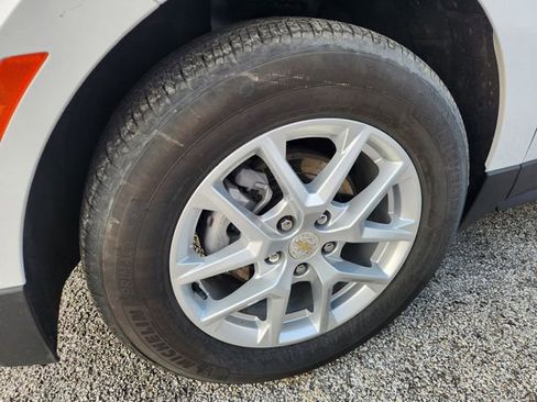 Used 2024 Chevrolet Equinox LT w/ LPO, Floor Liner Package image 10