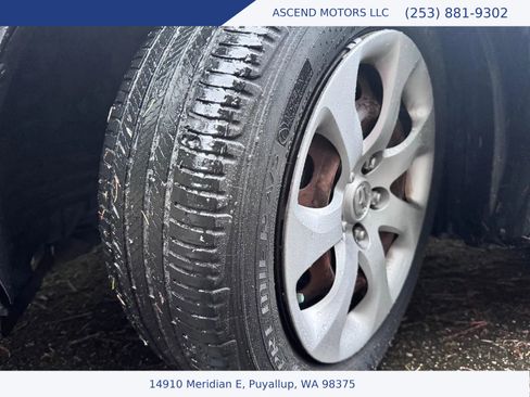 Used 2011 MAZDA MAZDA3 i Sport image 14