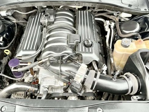 Used 2018 Dodge Charger R/T Scat Pack image 25