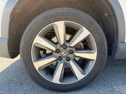 Used 2023 Honda Pilot Touring image 24