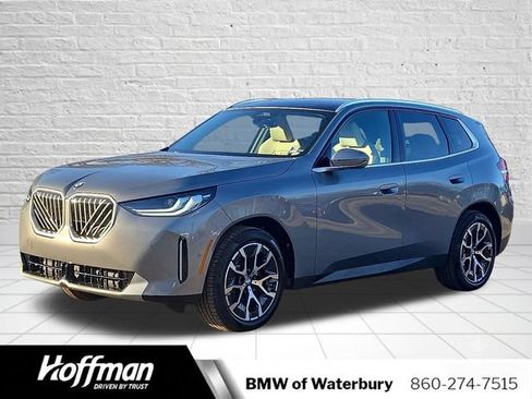 Used 2026 BMW X3 xDrive30i w/ Convenience Package AWD/4WD image 3