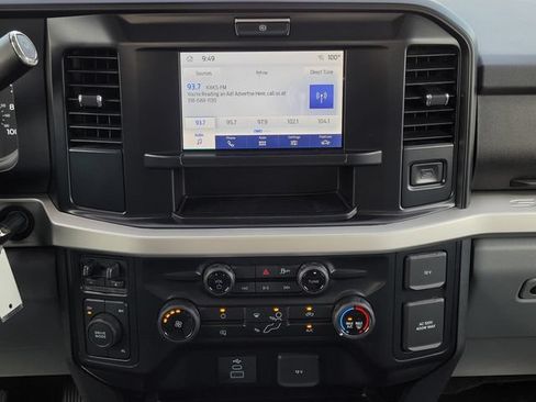 Used 2025 Ford F250 XLT AWD/4WD image 14