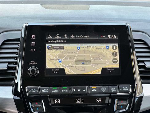 Used 2023 Honda Odyssey Touring image 18